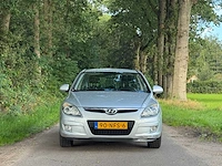 Hyundai - 2010 - i30 - 1.4i blue dynamic - 90-nfs-6 - personenauto - afbeelding 13 van  14