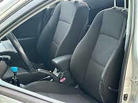 Hyundai - 2010 - i30 - 1.4i blue dynamic - 90-nfs-6 - personenauto - afbeelding 14 van  14