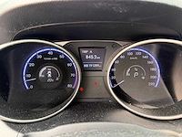 Hyundai - 2010 - ix35 - 2.0i i-catcher - personenauto - afbeelding 3 van  31