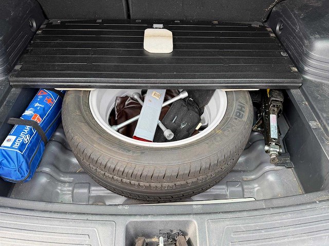 Hyundai - 2010 - ix35 - 2.0i i-catcher - personenauto - afbeelding 8 van  31