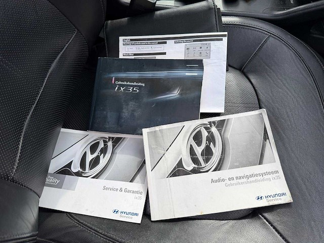 Hyundai - 2010 - ix35 - 2.0i i-catcher - personenauto - afbeelding 17 van  31