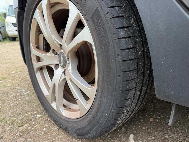 Hyundai - 2010 - ix35 - 2.0i i-catcher - personenauto - afbeelding 22 van  31