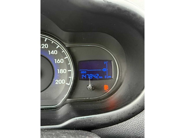 Hyundai - 2011 - i10 - 1.2 i-motion cool - 73-pjn-4 - afbeelding 3 van  13
