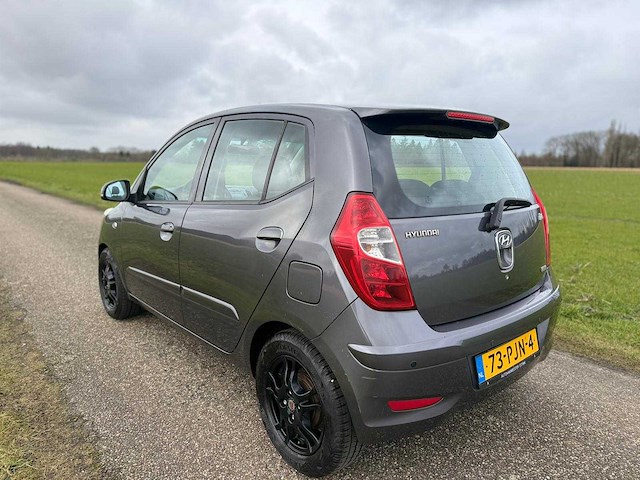 Hyundai - 2011 - i10 - 1.2 i-motion cool - 73-pjn-4 - afbeelding 11 van  13