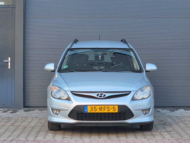 Hyundai - 2011 - i30 cw - 1.4i i-drive cool - 35-rfs-5 - afbeelding 12 van  23