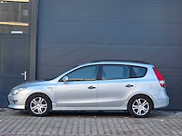 Hyundai - 2011 - i30 cw - 1.4i i-drive cool - 35-rfs-5 - afbeelding 22 van  23