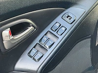 Hyundai - 2011 - ix35 - 2.0i 4wd business ed - 34-pbk-5 - afbeelding 11 van  24
