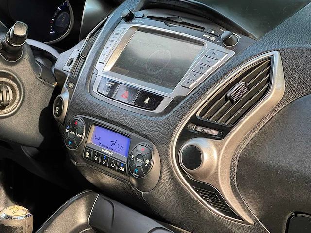 Hyundai - 2011 - ix35 - 2.0i 4wd business ed - 34-pbk-5 - afbeelding 14 van  24