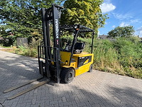 Hyundai - 2012 - 30bha-7 - heftruck - afbeelding 2 van  5