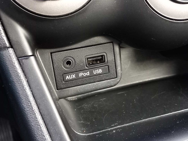 Hyundai - 2013 - i10 - 1.0 i-drive cool - personenauto - afbeelding 5 van  16