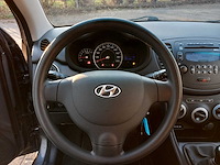 Hyundai - 2013 - i10 - 1.0 i-drive cool - personenauto - afbeelding 15 van  16