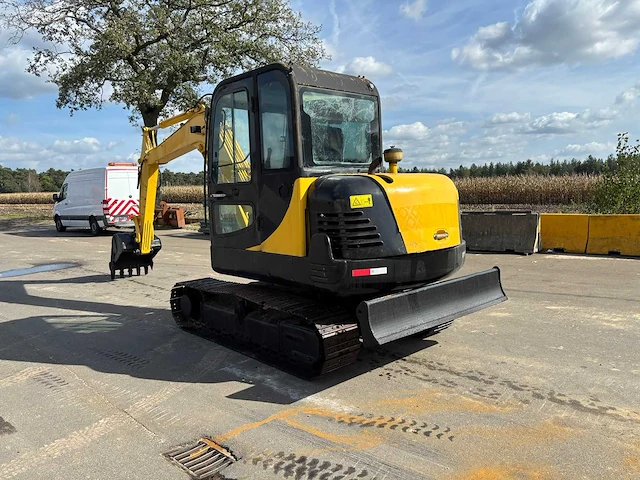 Hyundai - 2013 - r60-7 - minigraafmachine - afbeelding 8 van  13