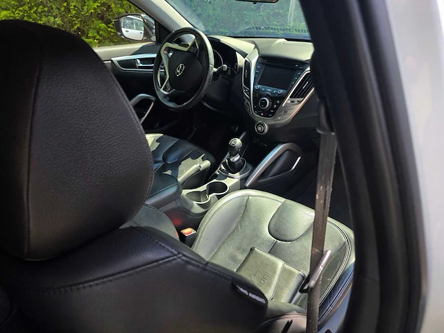 Hyundai - 2013 - veloster - 1.6 gdi i-catcher - 9-kbd-99 - afbeelding 8 van  18