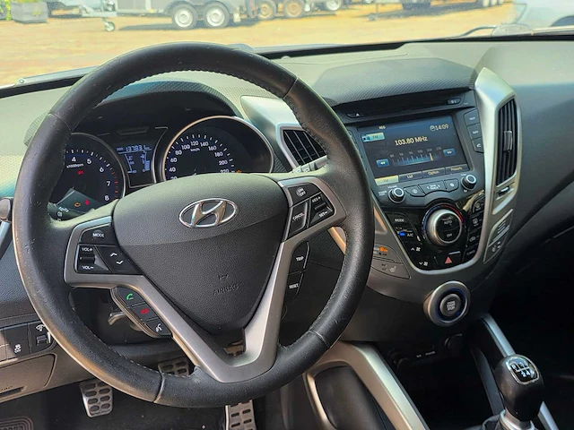 Hyundai - 2013 - veloster - 1.6 gdi i-catcher - 9-kbd-99 - afbeelding 16 van  18