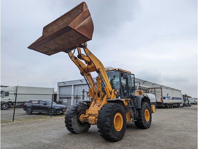 Hyundai - 2014 - hl760-9a - shovel - afbeelding 2 van  31