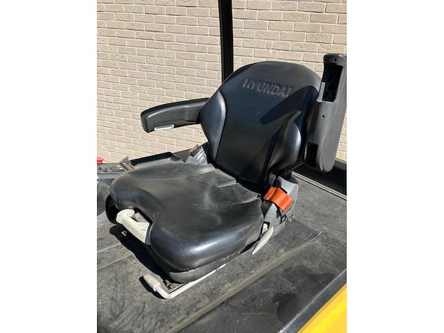 Hyundai - 2015 - 30bh-9 - reach truck - elektrisch - afbeelding 6 van  9