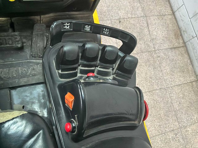Hyundai - 2016 - 25nh9 - vorkheftruck - afbeelding 16 van  18