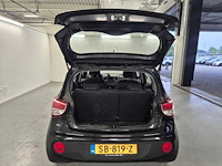 Hyundai - 2018 - i10 - 1.0i comfort - personenauto - afbeelding 11 van  15