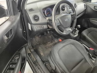 Hyundai - 2018 - i10 - 1.0i comfort - personenauto - afbeelding 13 van  15