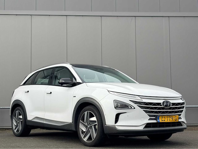 Hyundai - 2019 - nexo fcev plus back - personenauto - afbeelding 14 van  18