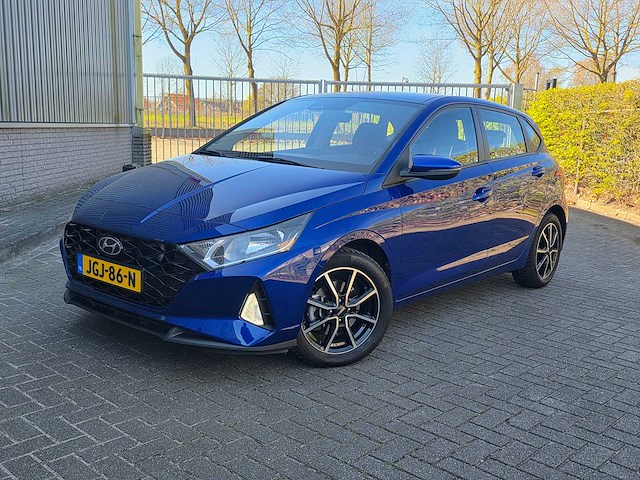 Hyundai - 2021 - i20 - 1.0 t-gdi comfort - hybride - jgj-86-n - 23.500 km - afbeelding 1 van  16