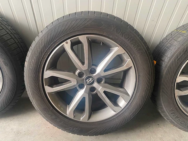 Hyundai - autobandenset - winterbanden - 4st - afbeelding 4 van  8