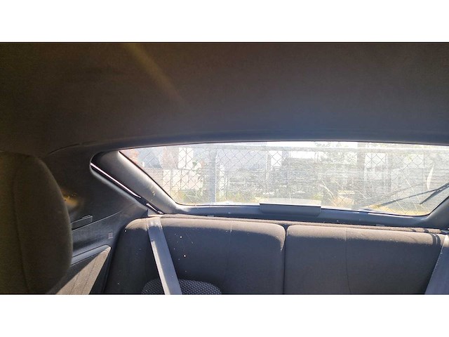Hyundai - coupé - 2.7i v6 style - car - 2004 - afbeelding 18 van  25