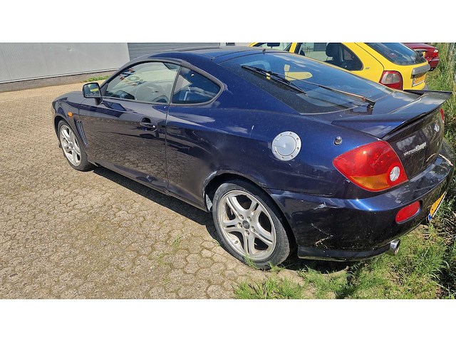 Hyundai - coupé - 2.7i v6 style - car - 2004 - afbeelding 7 van  25