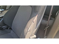 Hyundai - coupé - 2.7i v6 style - car - 2004 - afbeelding 9 van  25