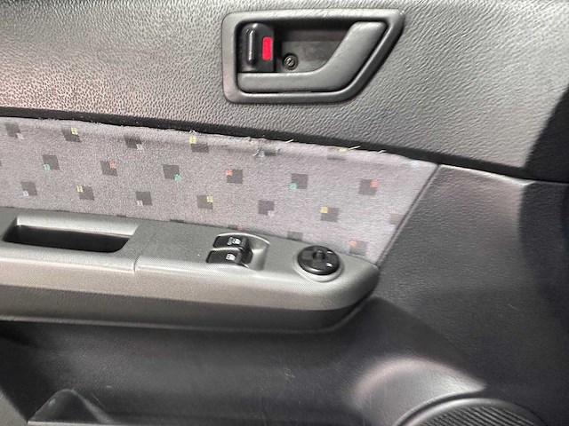 Hyundai - getz - 1.3i gls sky - 32-nt-rn- 2004 - afbeelding 1 van  10