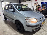 Hyundai - getz - 1.3i gls sky - 32-nt-rn- 2004 - afbeelding 1 van  2