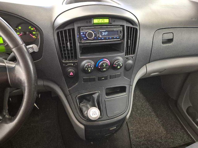 Hyundai - h 300 - 2.5 crdi dynamic dc - car - 2009 - afbeelding 4 van  15