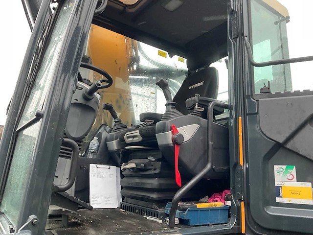 Hyundai - hw180 - bandenkraan met kinshoffer houtklem - afbeelding 16 van  29