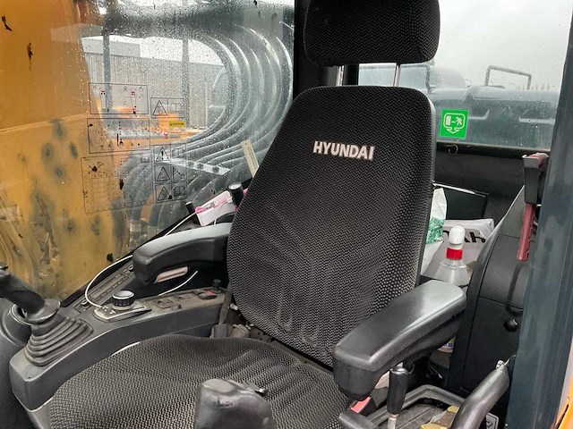 Hyundai - hw180 - bandenkraan met kinshoffer houtklem - afbeelding 17 van  29