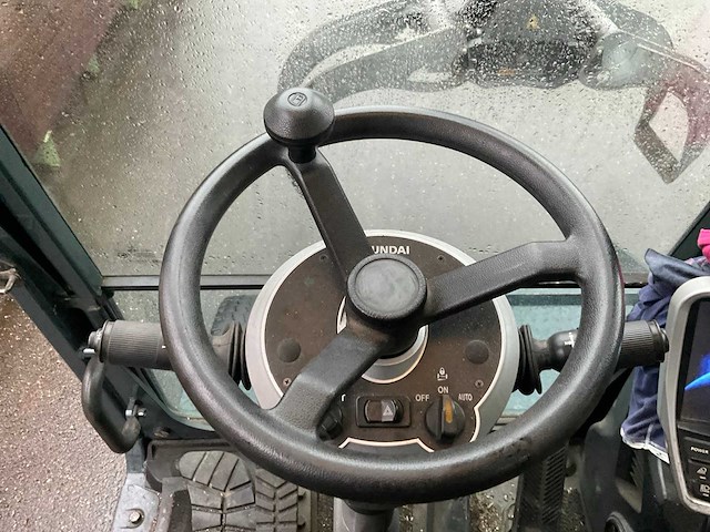 Hyundai - hw180 - bandenkraan met kinshoffer houtklem - afbeelding 18 van  29