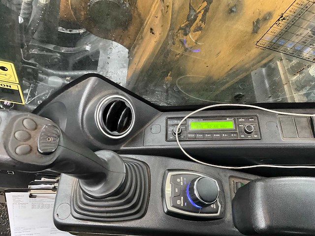 Hyundai - hw180 - bandenkraan met kinshoffer houtklem - afbeelding 19 van  29