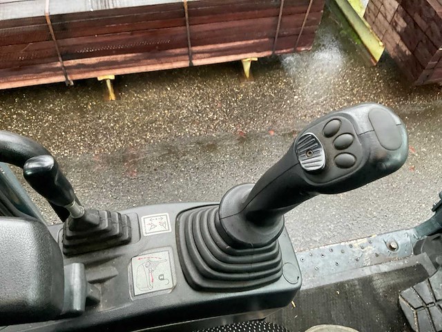 Hyundai - hw180 - bandenkraan met kinshoffer houtklem - afbeelding 20 van  29