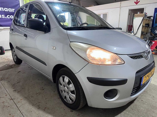 Hyundai - i10 - 1.1 active cool - 75-kpk-3- 2010 - afbeelding 14 van  18