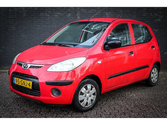 Hyundai - i10 - 1.1 active cool 95-gnj-4 - afbeelding 1 van  17
