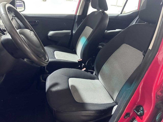 Hyundai - i10 - 1.1 pure - kv-282-g - afbeelding 4 van  17