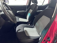 Hyundai - i10 - 1.1 pure - kv-282-g - afbeelding 4 van  17