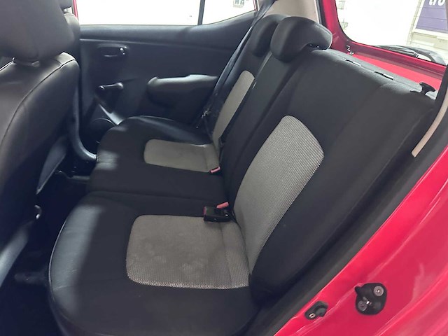 Hyundai - i10 - 1.1 pure - kv-282-g - afbeelding 5 van  17