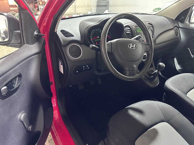 Hyundai - i10 - 1.1 pure - kv-282-g - afbeelding 14 van  17