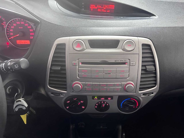 Hyundai - i20 - 1.2i active - 9-tpp-42 - afbeelding 4 van  18