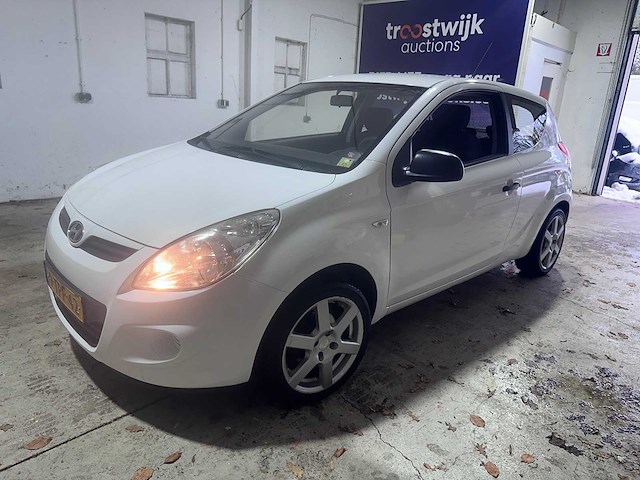 Hyundai - i20 - 1.2i active - 9-tpp-42 - afbeelding 1 van  18