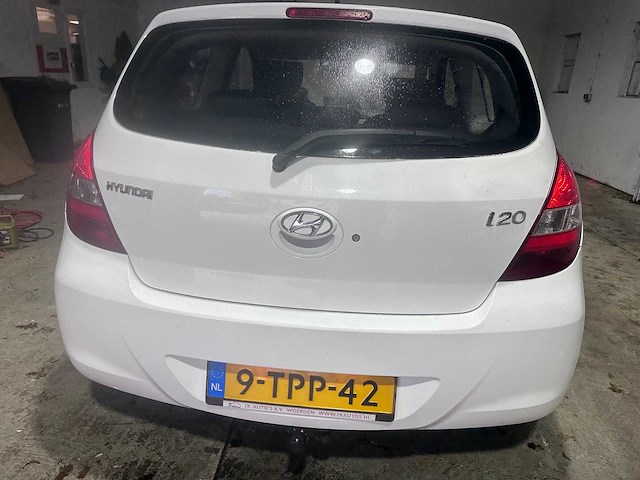 Hyundai - i20 - 1.2i active - 9-tpp-42 - afbeelding 13 van  18