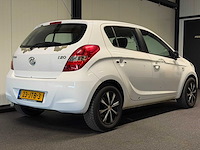 Hyundai - i20 - 1.2i dynamic - car - 2009 23-jtb-3 iaw - afbeelding 16 van  23
