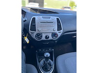 Hyundai - i20 - 1.2i i-drive - car - 2011 - afbeelding 6 van  15