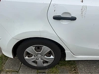 Hyundai - i30 - 1.4i i-drive cool - personenauto - 2011 - afbeelding 12 van  24