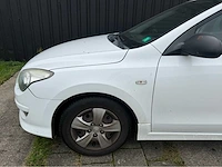Hyundai - i30 - 1.4i i-drive cool - personenauto - 2011 - afbeelding 14 van  24